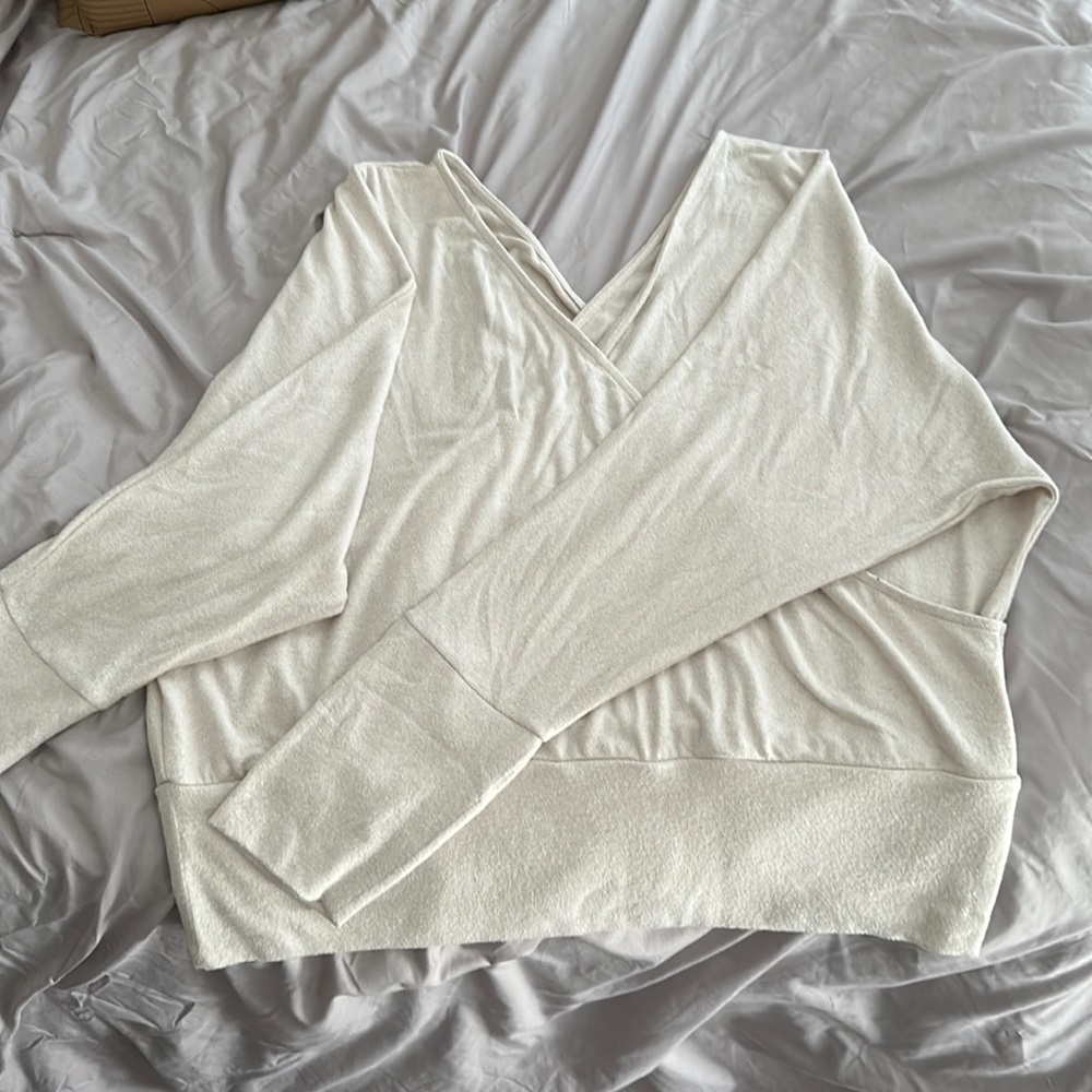 EXPRESS cross front sweater size XL (cream)